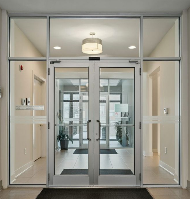 Pintu Kaca
